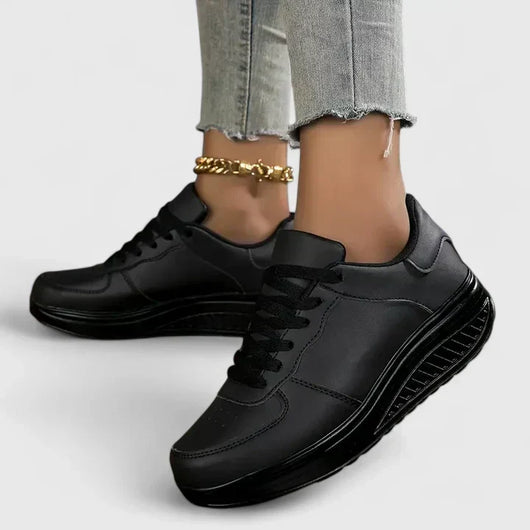 Carmeliyah sneakers
