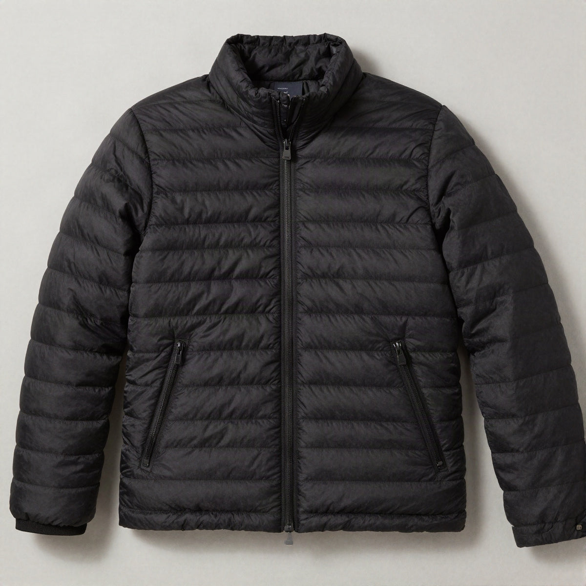 Inga kort quiltad jacka – Svart
