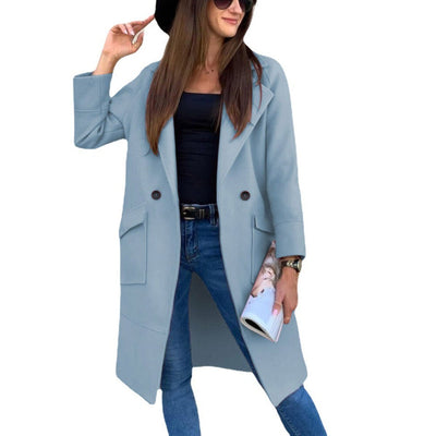 Mia trenchcoat med knappslå