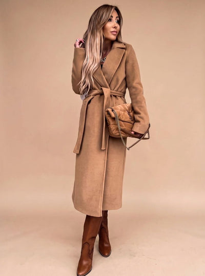 Charlotte elegant lång trenchcoat med knytskärp