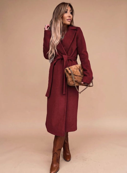 Charlotte elegant lång trenchcoat med knytskärp