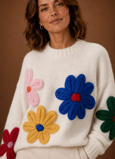 Oversizad stickad tröja – blommönster